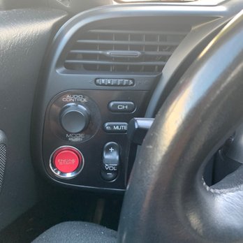 Glendale Auto & Sound - Driver side controls works too! - Car Stereo Installation Near Me - Glendale, California Glendale Auto & Sound - Driver side controls works too! - Car Stereo Installation Near Me - Glendale, California