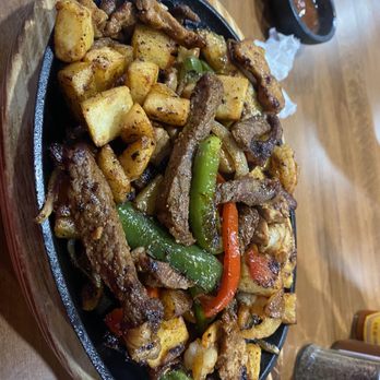 El Rinconcito Cocina Mexicana - Mix fajitas - Mexican Near Me - Dos Palos, California El Rinconcito Cocina Mexicana - Mix fajitas - Mexican Near Me - Dos Palos, California