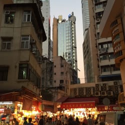 鵝頸街市及熟食中心 - Outside street market