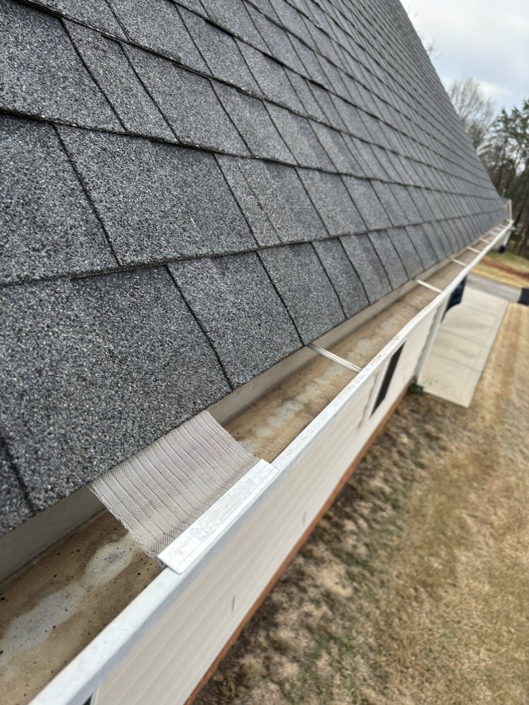 Slide of Studs Gutter Cleaning