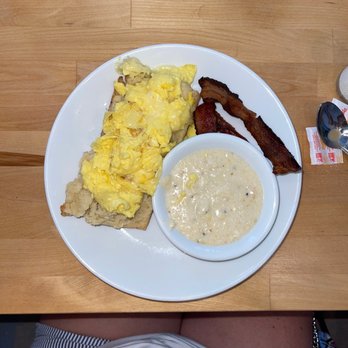 Main Road Biscuit - Breakfast & Brunch Near Me - Jamesport, New York Main Road Biscuit - Breakfast & Brunch Near Me - Jamesport, New York