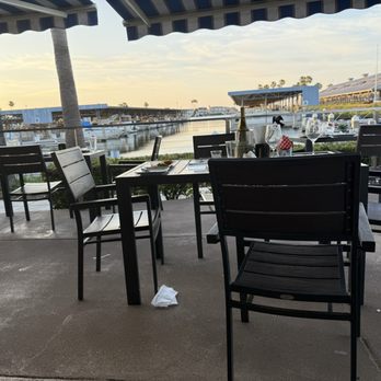 Marina Bar & Grill - Burgers Near Me - Discovery Bay, California