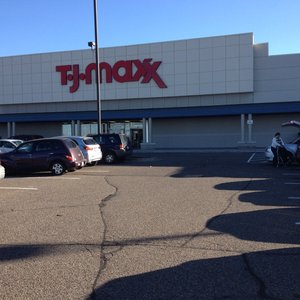 WALMART SUPERCENTER - 3915 Gateway Dr, Eau Claire, Wisconsin - Grocery