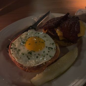 Au Cheval - Bars Near Me - Chicago, Illinois