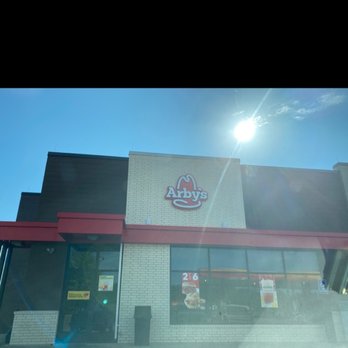 Arby's - Outside - Fast Food Near Me - Waverly, Tennessee