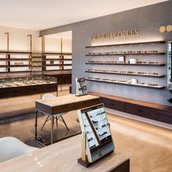 Oliver Peoples