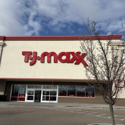 TJ Maxx - Exterior
