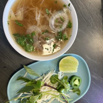 Noodle Time - Beef broth Pho, the flavor was on point - Vietnamese Near Me - Santa Cruz, California Noodle Time - Beef broth Pho, the flavor was on point - Vietnamese Near Me - Santa Cruz, California