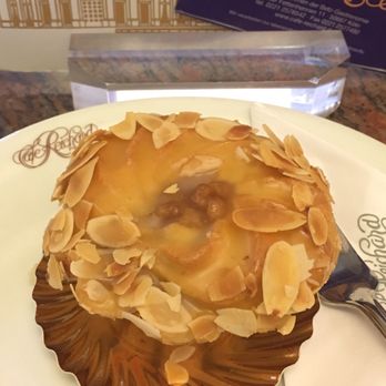 Café Reichard - Close up - Chocolatiers & Shops Near Me - Cologne, NW