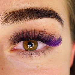 Milky Way Lashes - Add a pop of colour!
