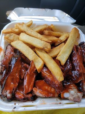 Frankie's BBQ by null
