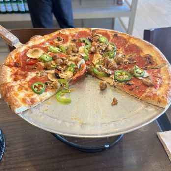 Russo's New York Pizzeria - Create your own Pizza - Italian Near Me - Clovis, California