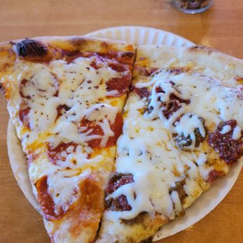 Papa V Pizza - Pepperoni pazza and Meatball Pizza - Italian Near Me - Lubbock, Texas