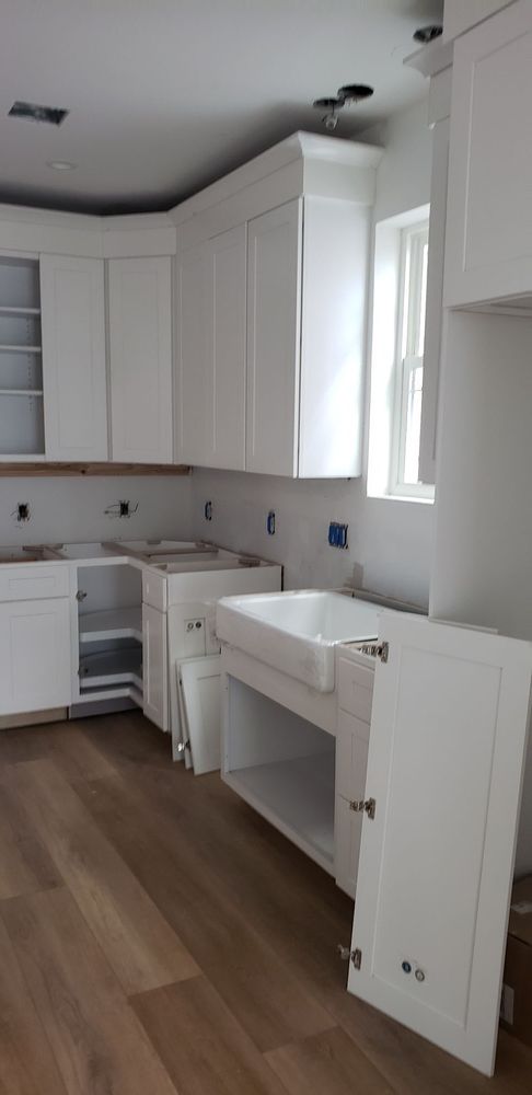 Slide of Santana construction and Landscaping