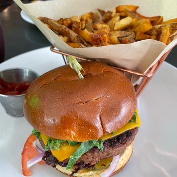 Kale My Name - Beyond burger - Vegetarian Near Me - Chicago, Illinois