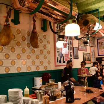 Bodega Solera - Tapas Bars Near Me - Barcelona, B