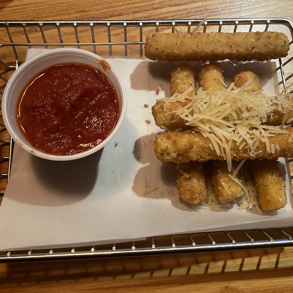 Old Chicago Pizza + Taproom - Pizza Near Me - Columbia, South Carolina Old Chicago Pizza + Taproom - Pizza Near Me - Columbia, South Carolina