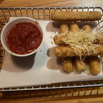Old Chicago Pizza + Taproom - Pizza Near Me - Columbia, South Carolina Old Chicago Pizza + Taproom - Pizza Near Me - Columbia, South Carolina