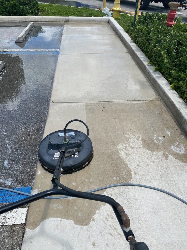 Slide of Leon’s Power Washing