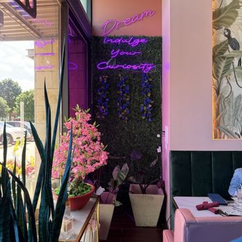 The Dream Tacos - Decor - Cocktail Bars Near Me - Plano, Texas