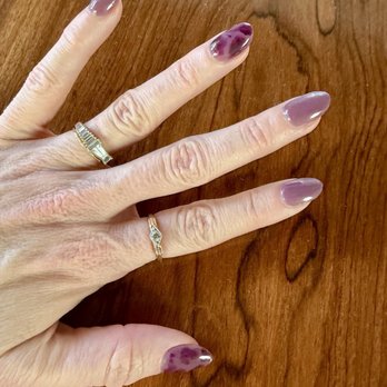 Agua De La Vida - I'm really into these nails - Waxing Near Me - Brooklyn, New York