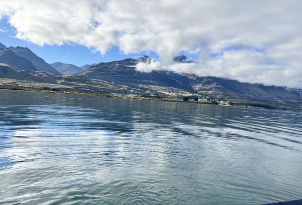 Lake Wakatipu by null