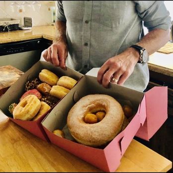 Donut Star - Bday donuts - Donuts Near Me - Santa Ana, California