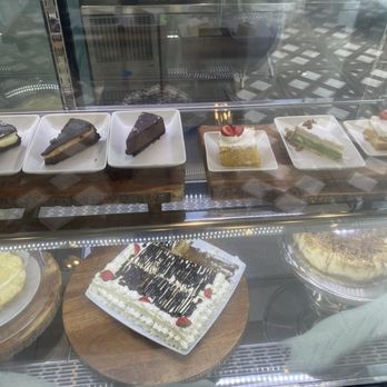 Cosmo Eatery - American Near Me - Houston, Texas