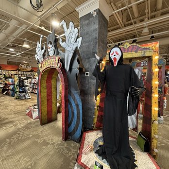 Spirit Halloween - Accessories Near Me - Paramus, New Jersey