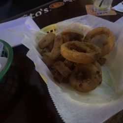 Onion rings. (Crispy)