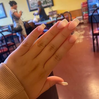 Carousel Nails - Nail Salons Near Me - Dallas, Texas