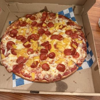 SoPies Pizza - Gluten free pepperoni and pineapple pizza - Pizza Near Me - Southern Pines, North Carolina SoPies Pizza - Gluten free pepperoni and pineapple pizza - Pizza Near Me - Southern Pines, North Carolina