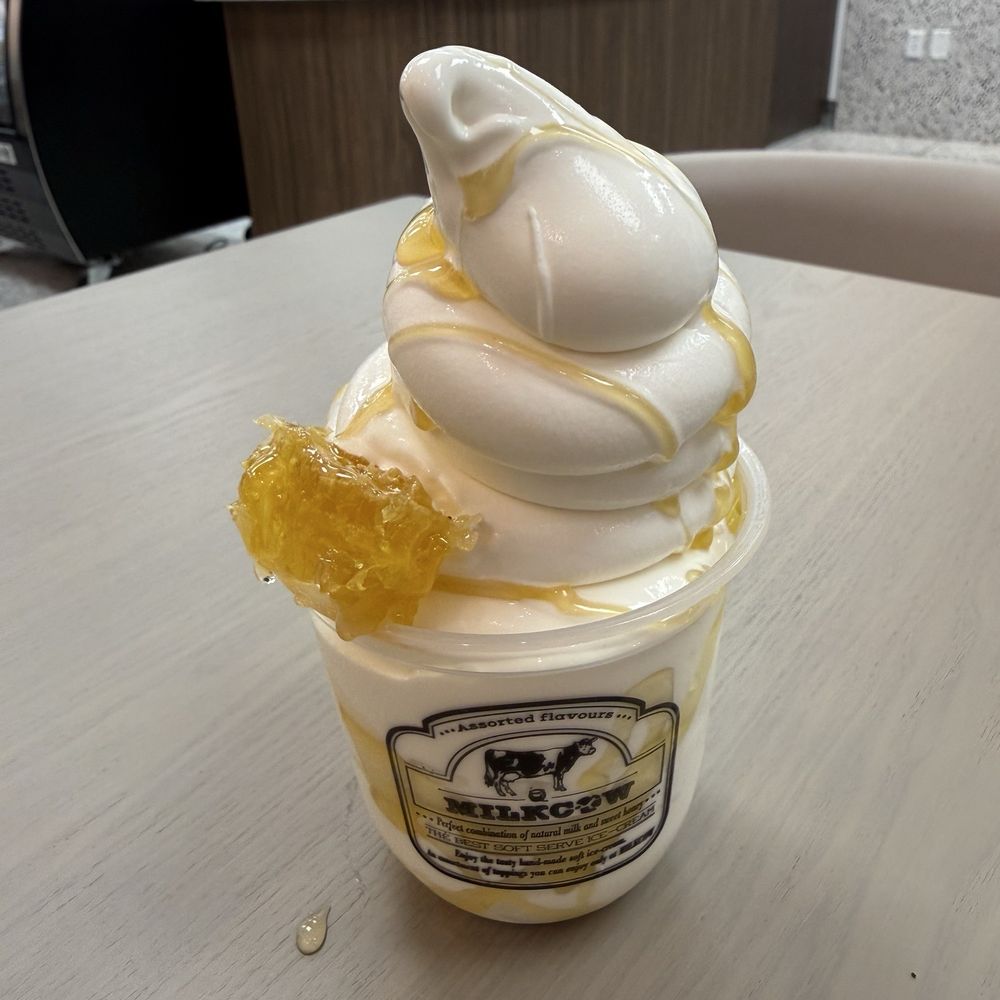 Milkcow Cafe - Honey milk cube M9 - Desserts Near Me - Las Vegas, Nevada