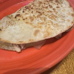 Azul - Chicken quesadilla