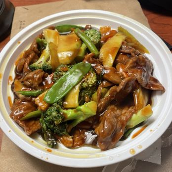 Dragon Chef - Beef With Vegetables med spicy - Japanese Near Me - Culpeper, Virginia
