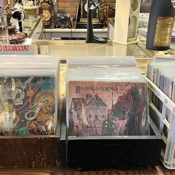 Frenchtown Records - Antiques Near Me - Saint Louis, Missouri Frenchtown Records - Antiques Near Me - Saint Louis, Missouri