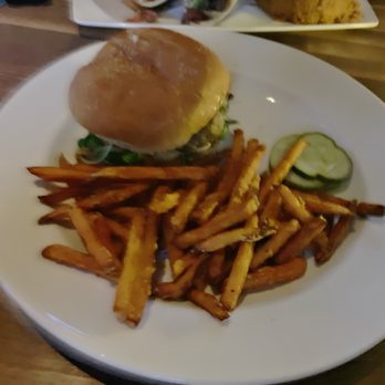 Yard House - Turkey Burger - New American Near Me - Lynnfield, Massachusetts Yard House - Turkey Burger - New American Near Me - Lynnfield, Massachusetts