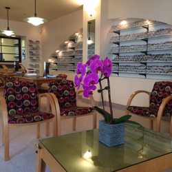 Murrayhill Eye Care - Reception