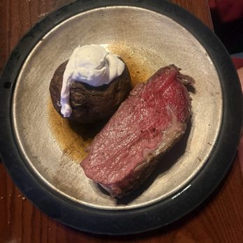 Cattlemens - Cold potato and prime rib end piece....by the way it didn't come with sour cream we had ask for it - Seafood Near Me - Dixon, California