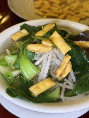 Ollie’s Chinese Noodle Shop & Grill (成都印象) by null