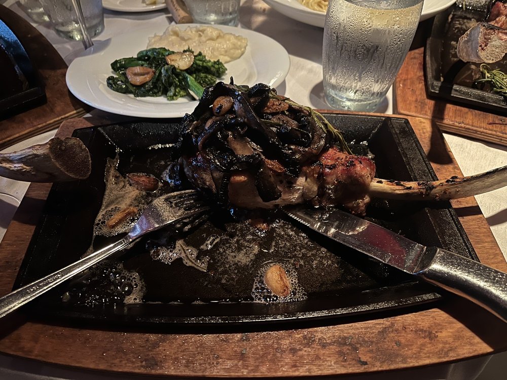 Rraci's Restaurant