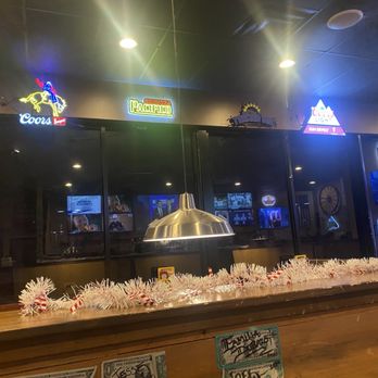 Cogburn's Big Wings - Chicken Wings Near Me - Chandler, Arizona