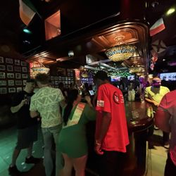 Dicey Riley's Bar & Restaurant