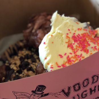 Voodoo Doughnut - Peach Fritter, Apple Fritter, Memphis mafia - Donuts Near Me - Austin, Texas Voodoo Doughnut - Peach Fritter, Apple Fritter, Memphis mafia - Donuts Near Me - Austin, Texas