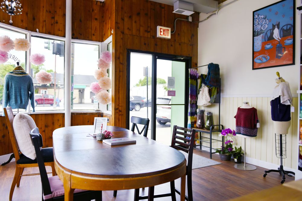 THE BLOOMIN’ SPINDLE Updated September 2024 15 Photos 5359 W