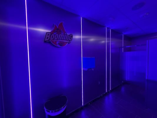 Booming Hot Pot & Grill by null