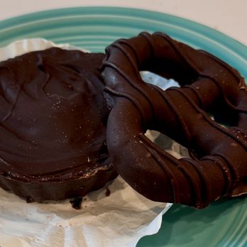 Kilwins Ice Cream - Chocolate - Fudge - Dark Chocolate Covered Pretzel - Ice Cream & Frozen Yogurt Near Me - Ocean City, New Jersey