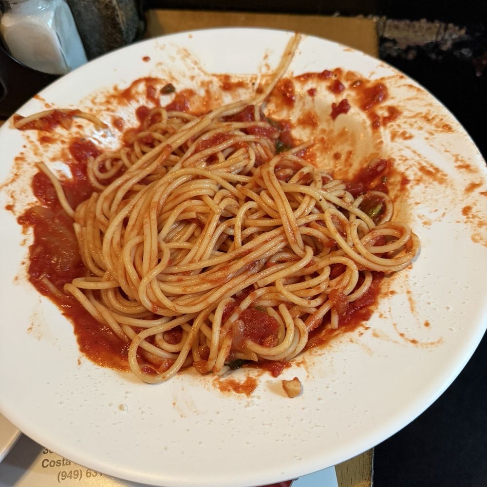Massimos Pizza and Pasta - Spaghetti Marinara Dinner - Pizza Near Me - Costa Mesa, California Massimos Pizza and Pasta - Spaghetti Marinara Dinner - Pizza Near Me - Costa Mesa, California