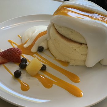 Motto Tea Cafe - Mango Sunshine Soufflé Pancakes - Desserts Near Me - Pasadena, California Motto Tea Cafe - Mango Sunshine Soufflé Pancakes - Desserts Near Me - Pasadena, California