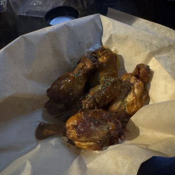 DSTRKT Bar & Grill - Sports Bars Near Me - Chicago, Illinois